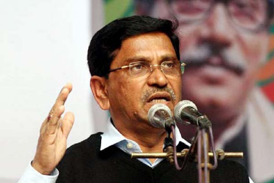 সড়ক মন্ত্রণালয়ের ব্যর্থতা দেশবাসী বহন করতে পারে না: হানিফ