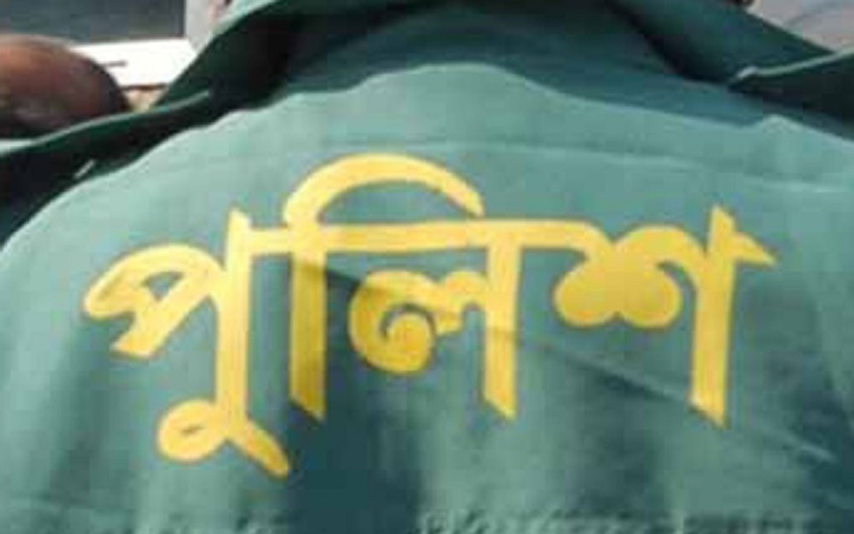 বিচারপতির বাসায় গিয়ে ঘুষ দাবি: এএসআইয়ের এক বছরের কারাদণ্ড