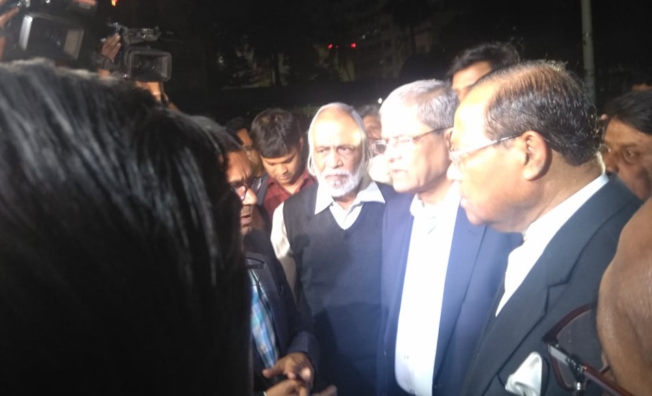 ওবায়দুল কাদেরকে দেখতে হাসপাতালে ফখরুলসহ বিএনপির প্রতিনিধি দল