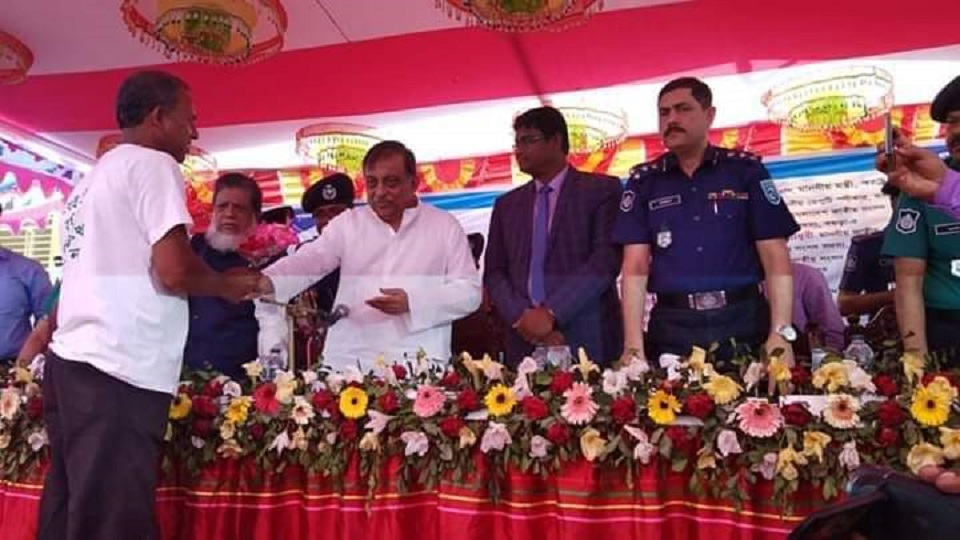 নতুন প্রজন্মকে বাঁচাতে যে কোন মূল্যে মাদক নির্মূল করা হবে: স্বরাষ্টমন্ত্রী