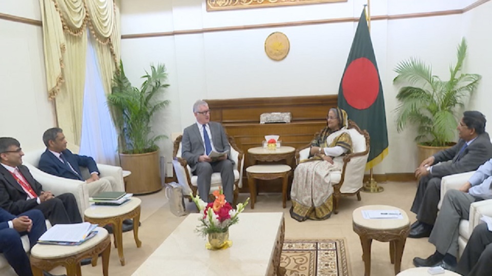 ধান উৎপাদন বাড়াতে গবেষণার তাগিদ প্রধানমন্ত্রীর