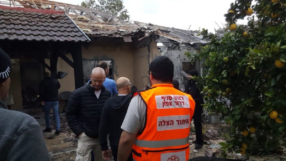 ইসরায়েলি স্থাপনায় রকেট হামলা