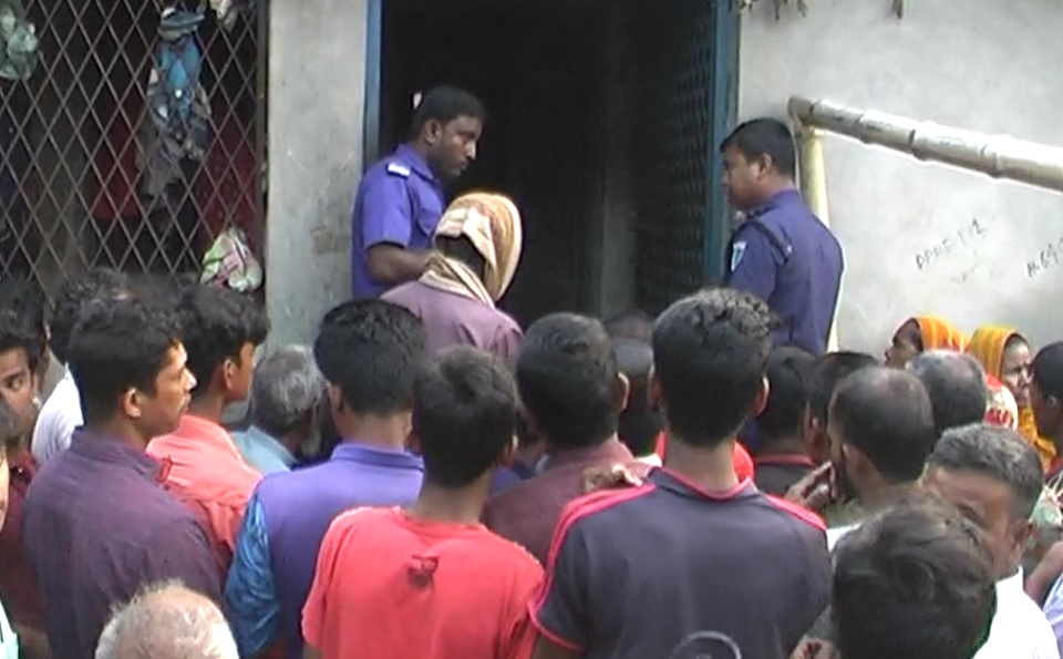 মেহেরপুরে লাঙ্গল তৈরির কারিগরকে ঘুমন্ত অবস্থায় গলাকেটে হত্যা