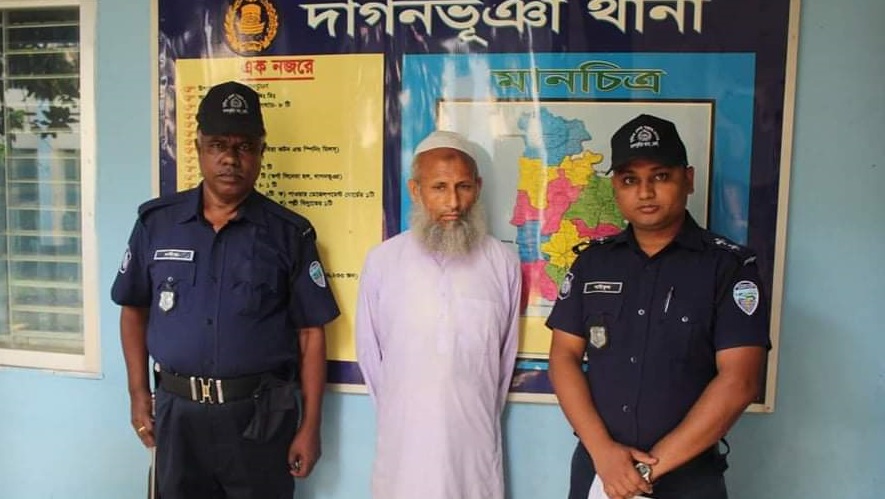 ছাত্রকে বলৎকারের অভিযোগে মাদ্রাসা শিক্ষক আটক