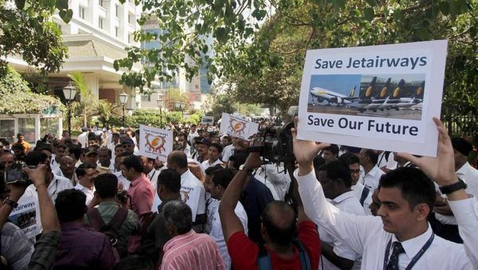 বিমান না চালানোর ঘোষণা দিলেন ১১০০ পাইলট, অস্তিত্ব সংকটে জেট এয়ারওয়েজ