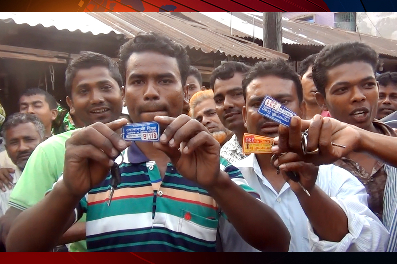 আযানের সাথে সাথে শুরু হতো ওসি মোয়াজ্জেমের জন্য চাঁদা আদায়