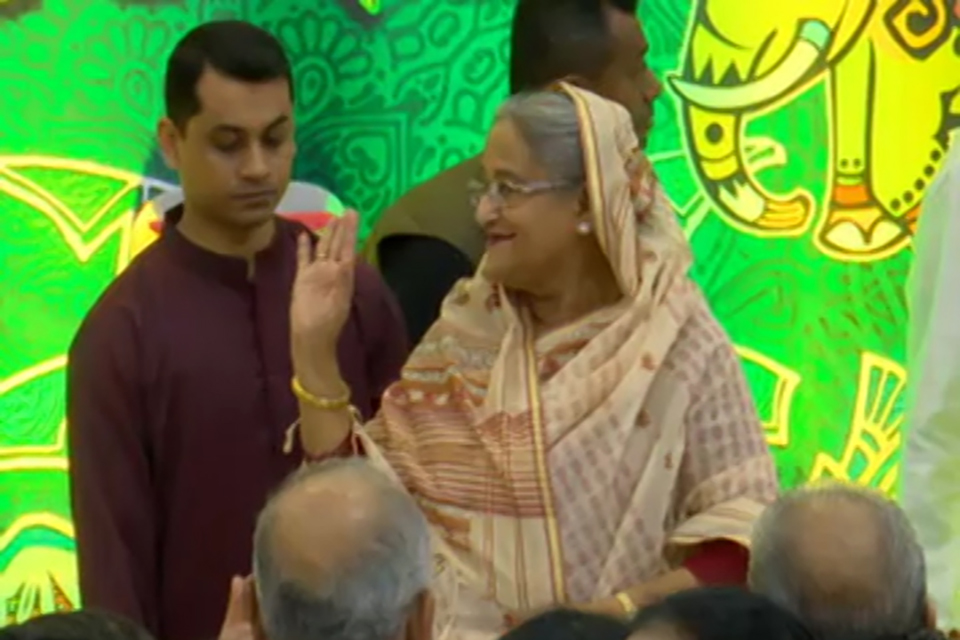 উন্নয়নের অগ্রযাত্রা অব্যাহত থাকবে: প্রধানমন্ত্রী