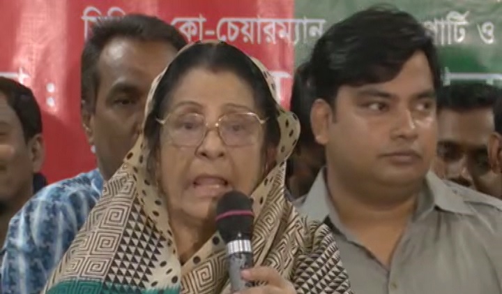 রাত ১২টা থেকে সকালে ৭টা পর্যন্ত ফেসবুক বন্ধ রাখার আহ্বান রওশন এরশাদের