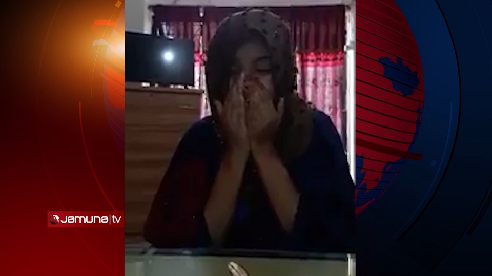 ‘হুজুর আপনি এগুলো কি বলছেন, আপনি আমার বাবার মতো’