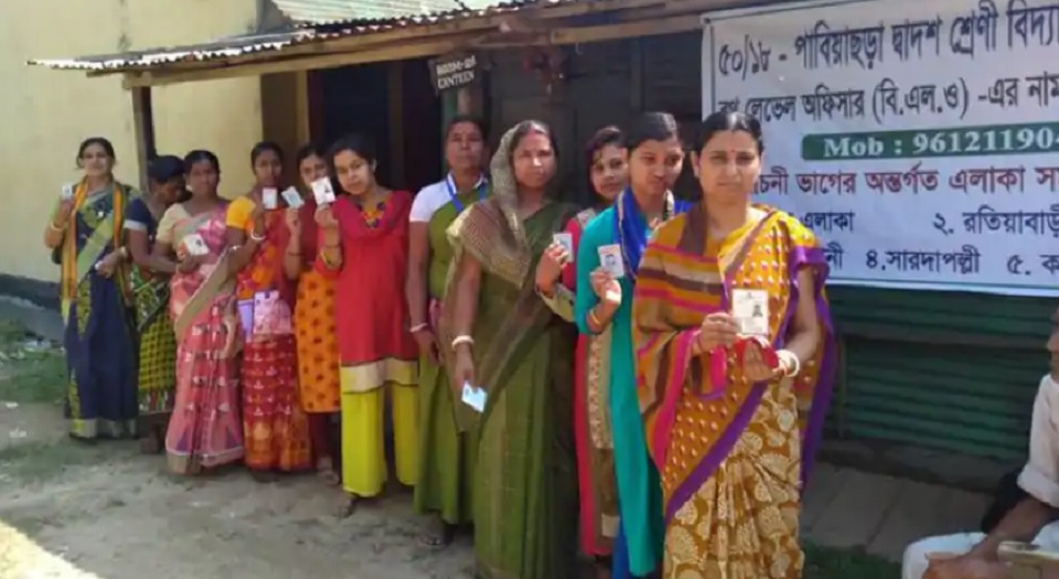 ভারতের লোকসভা নির্বাচনে তৃতীয় দফায় ১১৬ আসনে ভোট গ্রহণ চলছে