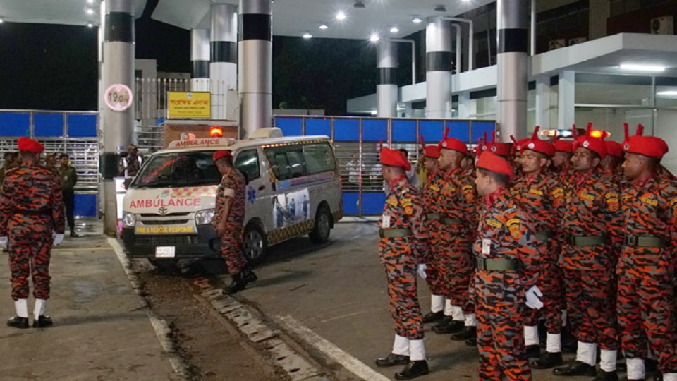 ফয়ারম্যান সোহেল রানার প্রথম জানাজা ফায়ার সার্ভিস সদর দফতরে