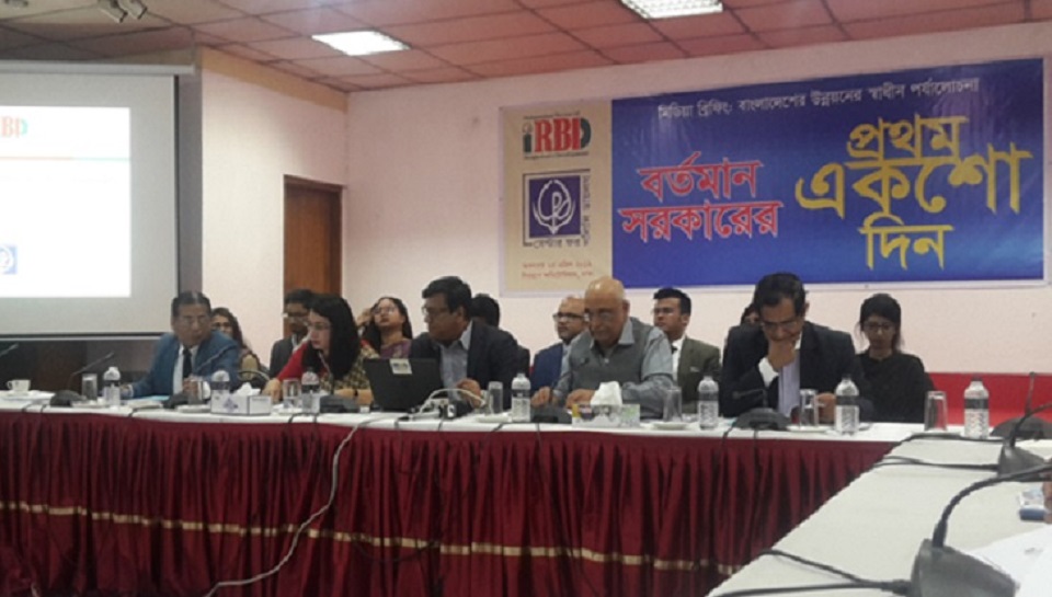 চলতি অর্থবছরে বড় ধরনের রাজস্ব ঘাটতির আশঙ্কা: সিপিডি