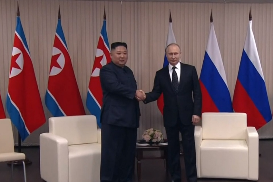 সম্পর্ক জোরদারে প্রতিজ্ঞাবদ্ধ উত্তর কোরিয়া ও রাশিয়া