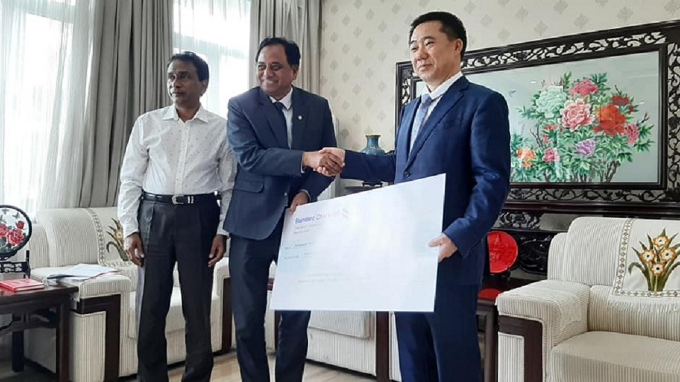 ফণী ক্ষতিগ্রস্তদের এক লাখ ডলার সহায়তা দিল চীন