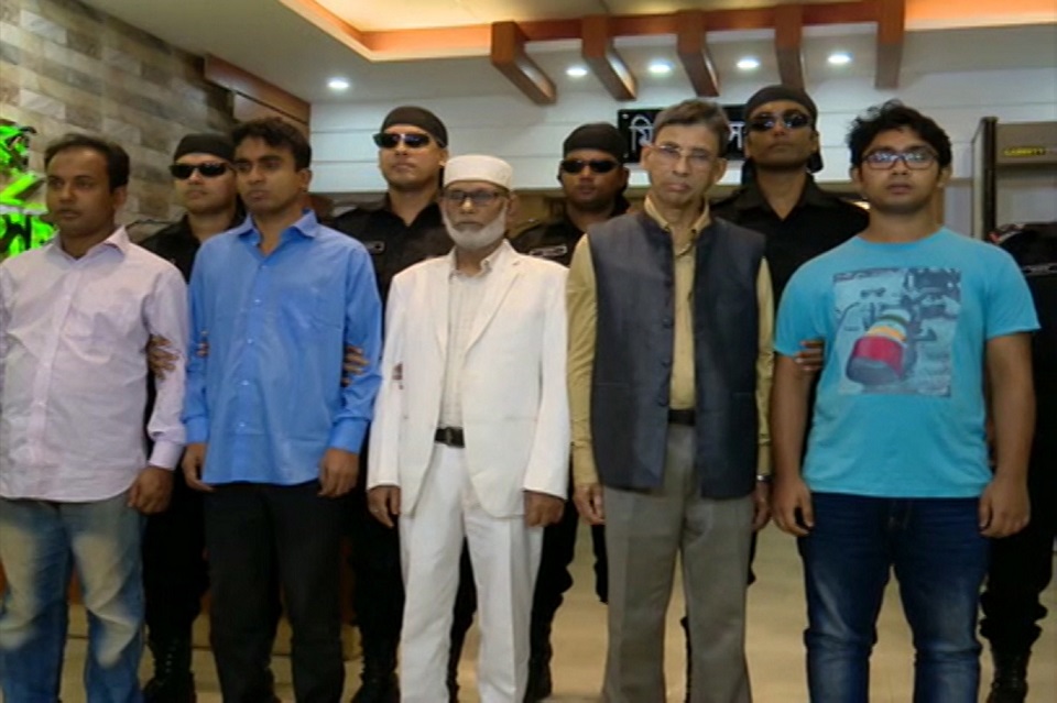 প্রতারকদের সংগঠন ‘রয়েল চিটার্স ডেভেলপমেন্ট’!