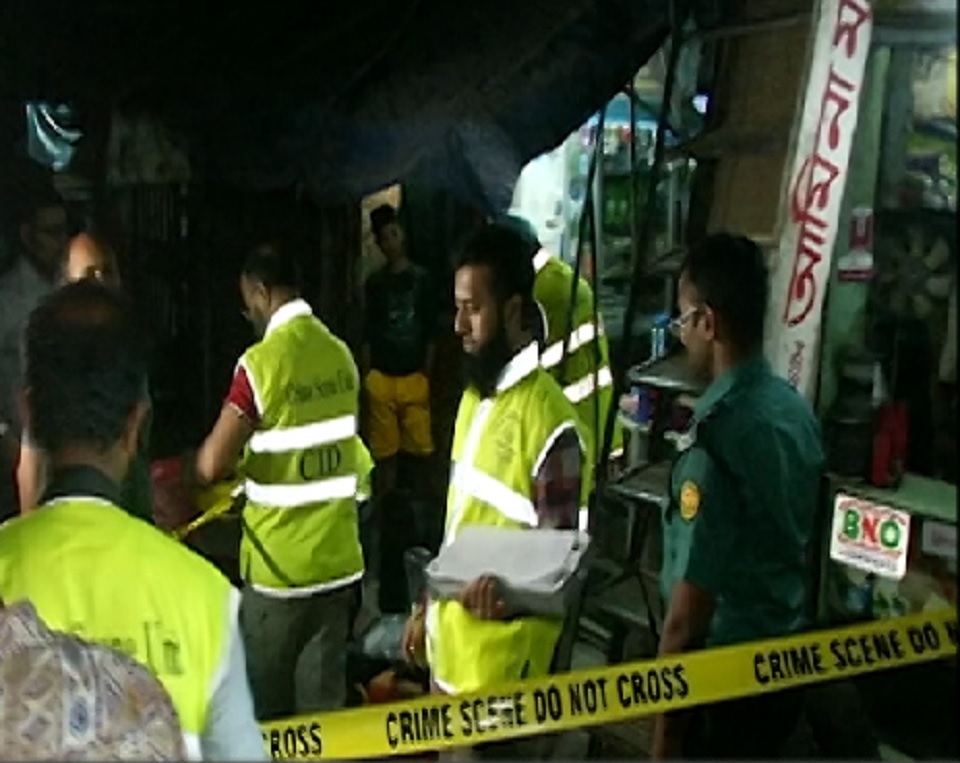 মিরপুরে বাসা থেকে গলাকাটা মরদেহ উদ্ধার