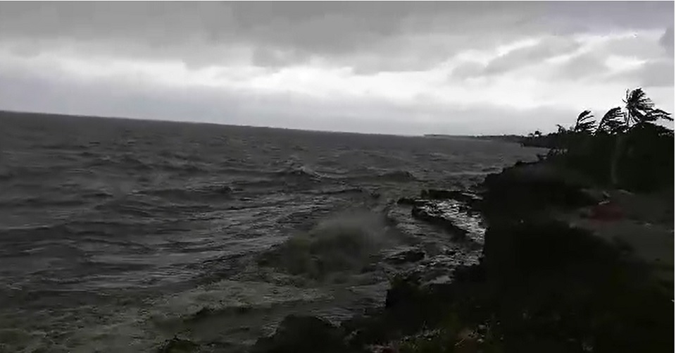 ঘূর্ণিঝড় ফণির প্রভাব: সারাদেশে নিহত ১৮