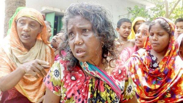 ছেলেধরা সন্দেহে মানসিক ভারসাম্যহীন নারীকে পিটিয়ে জখম!