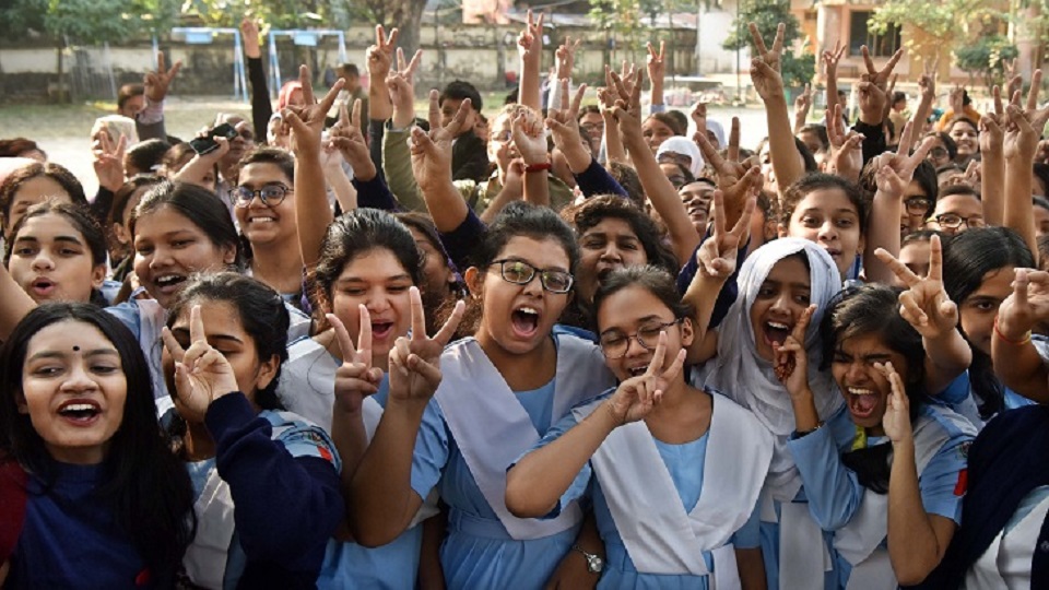 জিপিএ-৫ শীর্ষে ঢাকা বোর্ড