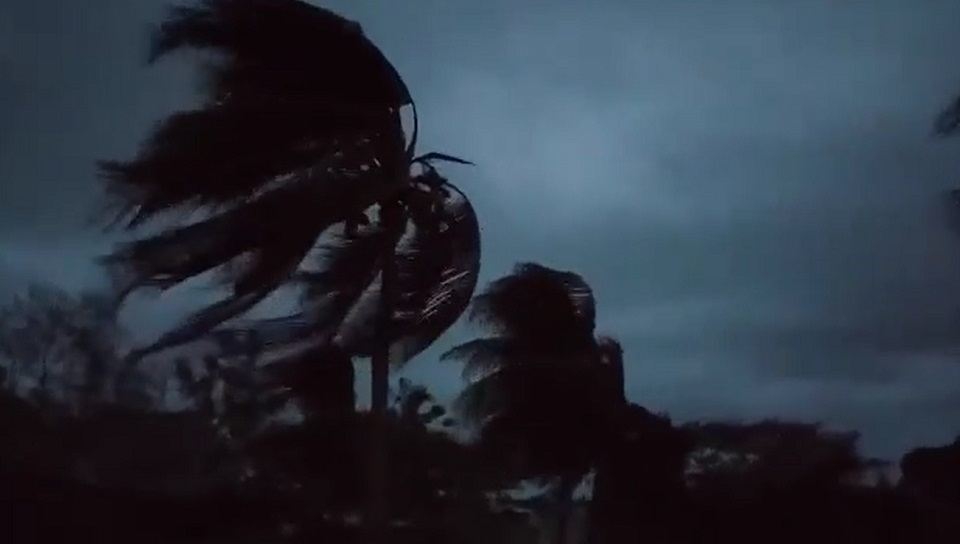 দেশের মধ্যাঞ্চলে অবস্থান করছে ঘূর্ণিঝড় ফণি