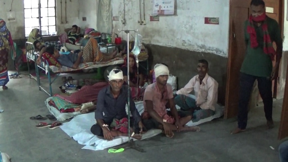 ঝিনাইদহে আওয়ামী লীগের দু’পক্ষের সংঘর্ষে আহত ১৫