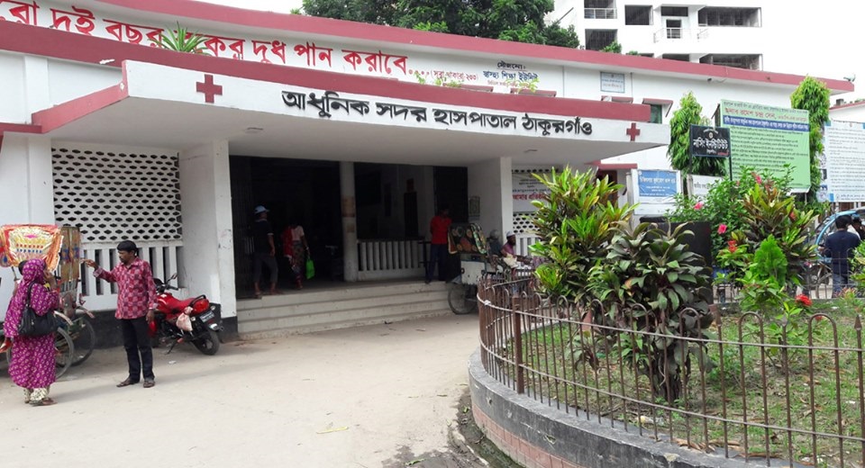 মাইক্রোবাস-মোটর সাইকেলের মুখোমুখি সংঘর্ষে আরোহী নিহত