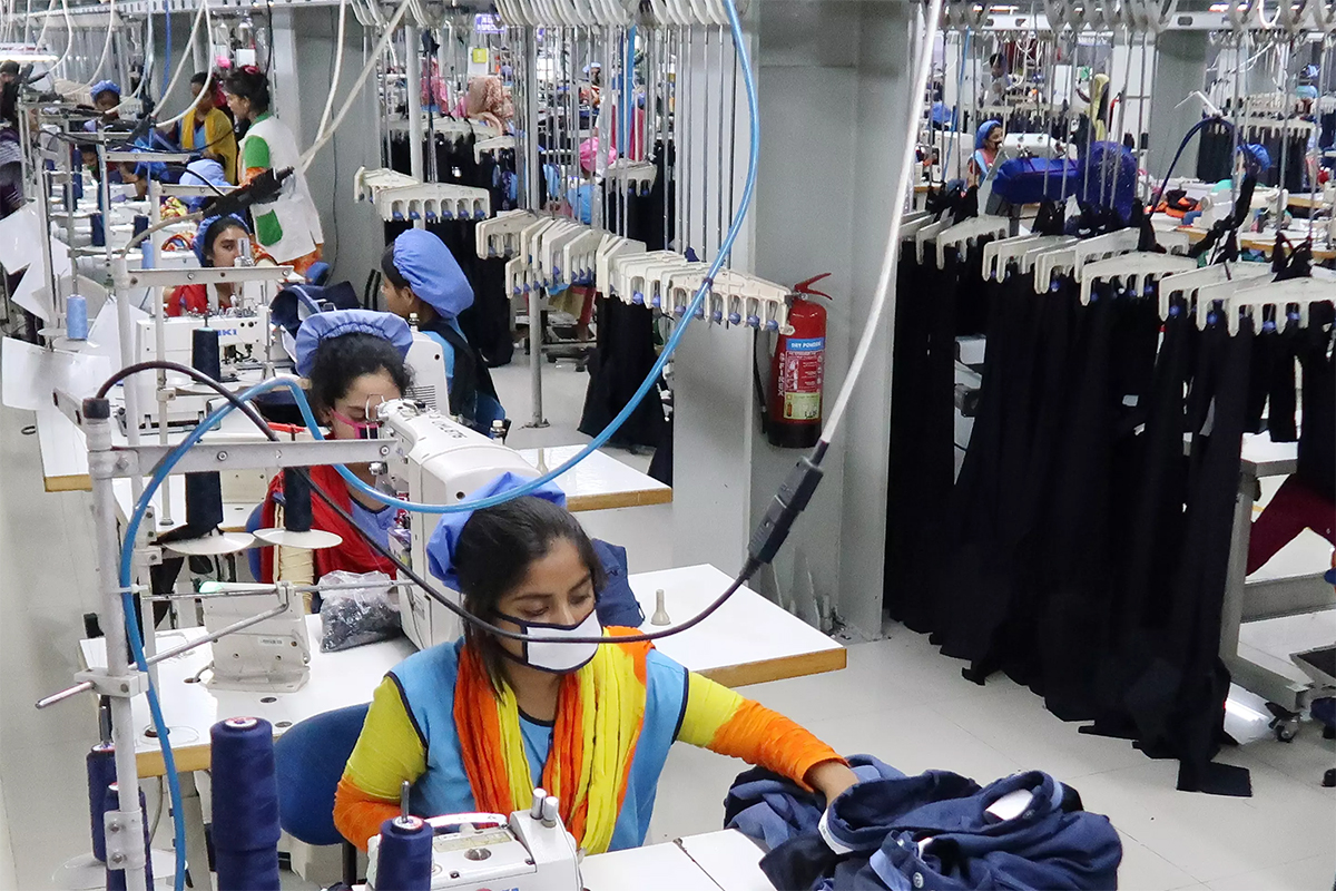 তৈরি পোশাক শিল্পের আয়কর অপরিবর্তিত