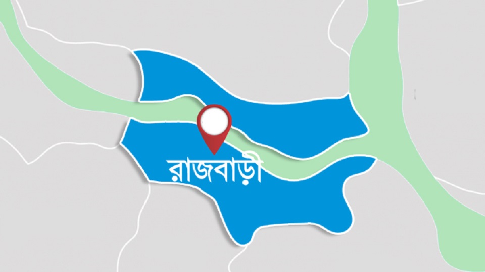 রাজবাড়ীতে মোটর সাইকেল খাদে পরে যুবকের মৃত্যু