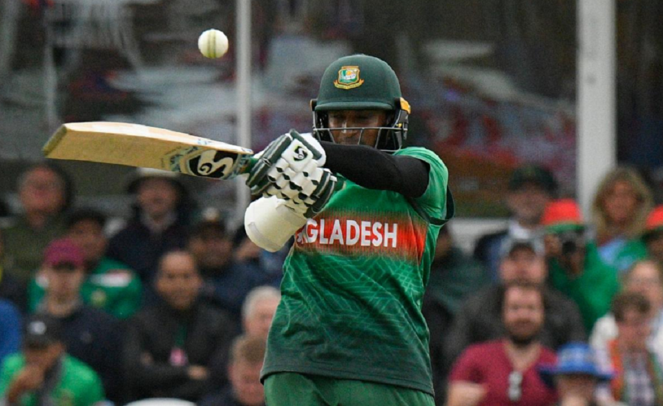 ছয় হাজার রানের মাইলফলকে সাকিব আল হাসান