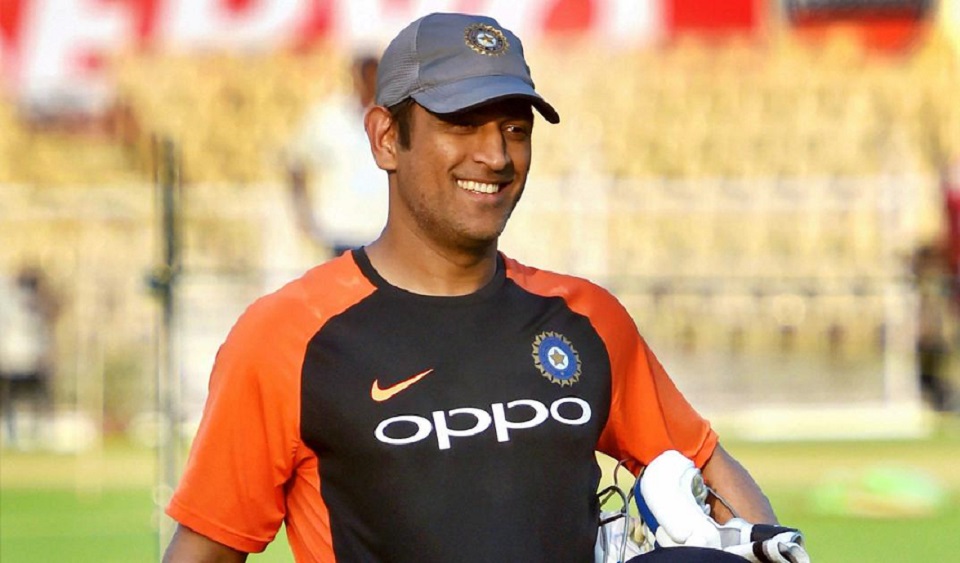 বিজেপিতে যোগ দিচ্ছেন ধোনি !