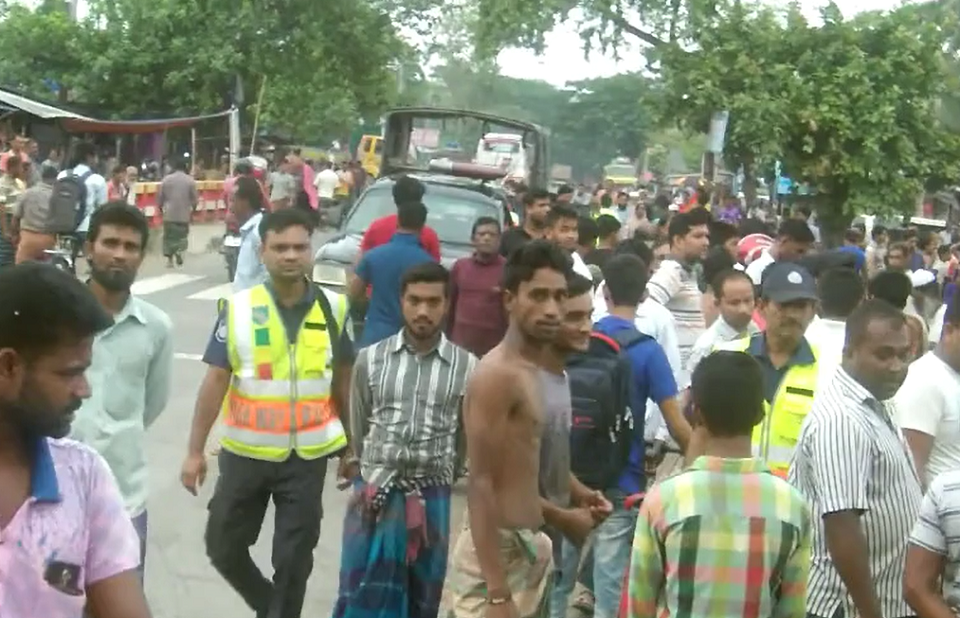 ট্রাক চাপায় সাইকেল আরোহীসহ নিহত ২