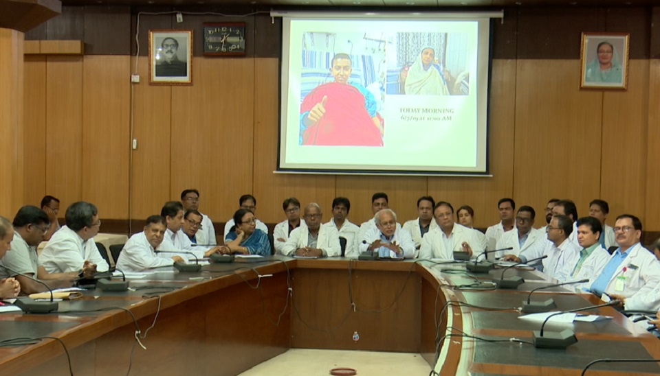 ২৫ লাখ টাকায় বিএসএমএমইউতে লিভার ট্রান্সপ্লান্ট