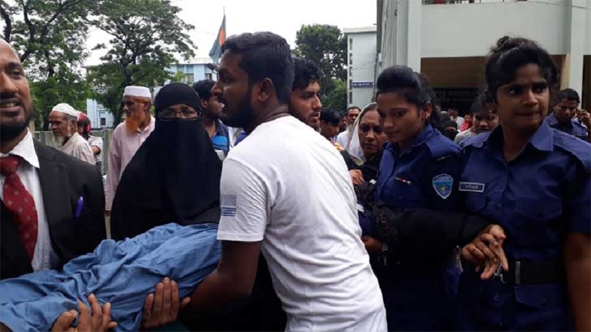 সাক্ষ্য দিতে গিয়ে আদালতে অজ্ঞান হলেন নুসরাতের মা