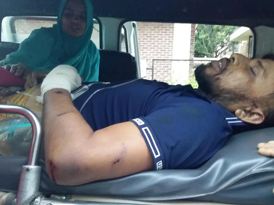 ফোন করে ডেকে নিয়ে ইউপি সদস্যকে কুপিয়ে হত্যা