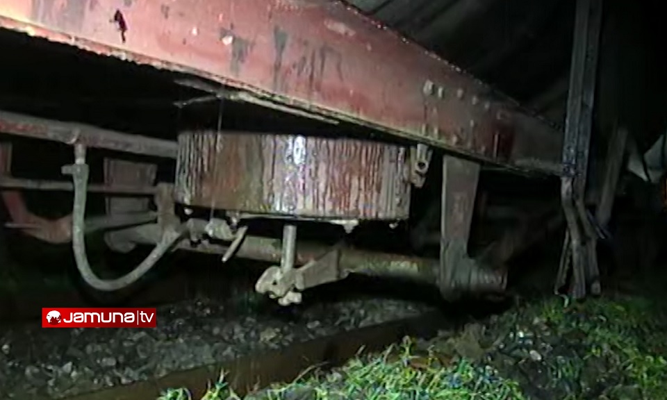 রাজশাহী থেকে সব ট্রেনের যাত্রা বাতিল