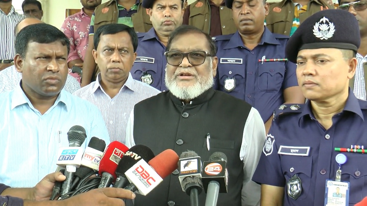 ‘ডিসেম্বরের মধ্যে রাজাকার- যুদ্ধাপরাধীদের তালিকা প্রকাশ’