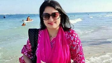 অফিসে নারী ব্যাংকারের মৃত্যুর ভিডিও ভাইরাল