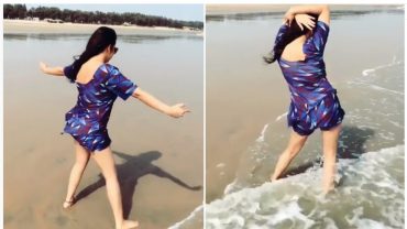 সমুদ্র স্নানে গিয়ে মন খুলে নাচলেন নায়িকা