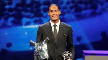 মেসি-রোনালদোকে পেছনে ফেলে ইউরোপ সেরা ভ্যান ডাইক