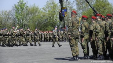 জুতার জন্য ছয় বছরের অপেক্ষায় জার্মান সেনাবাহিনী !