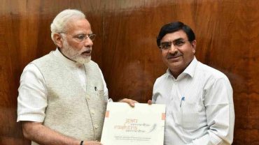 ভারতের বিশ্ববিদ্যালয়গুলোতে প্রতিষ্ঠিত হচ্ছে ‘গরু চেয়ার’
