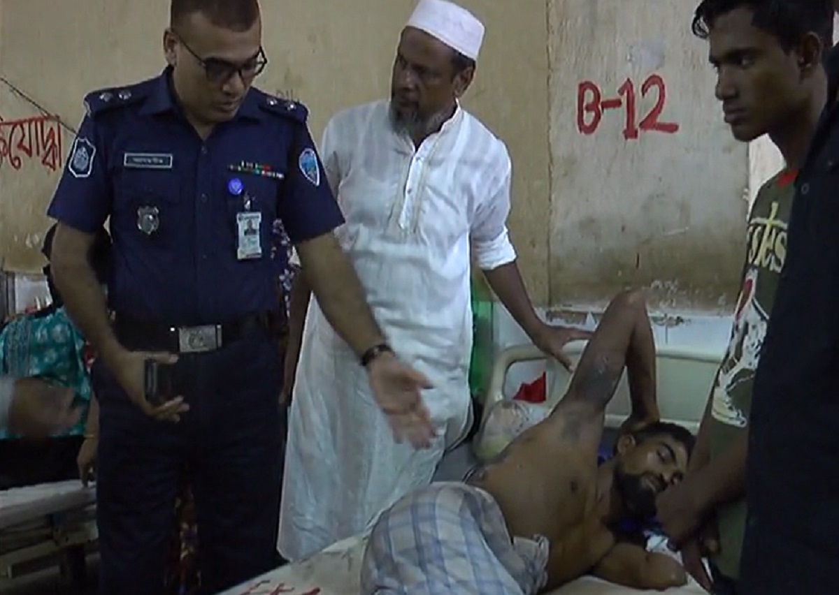 ধর্ষণের শিকার নারীর স্বামীকে এসিড নিক্ষেপের ঘটনায় মামলা