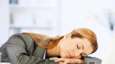 দুপুরে খাওয়ার পর ঘুমানো কতটা জরুরি?