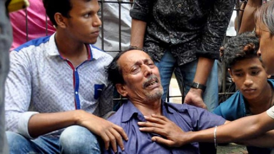 চট্টগ্রামে মদপানে ৩ যুবকের মৃত্যু