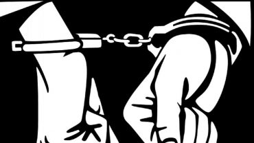 প্রতারণা ও মানবপাচারের অভিযোগে দুই জেলায় গ্রেফতার ৯