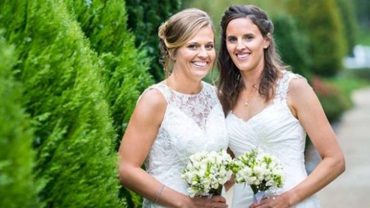 সমকামী নারী ক্রিকেটার দম্পতির ঘরে নতুন অতিথি