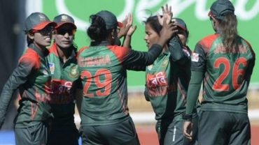 ১০ উইকেটে জিতলো নারী ক্রিকেট দল