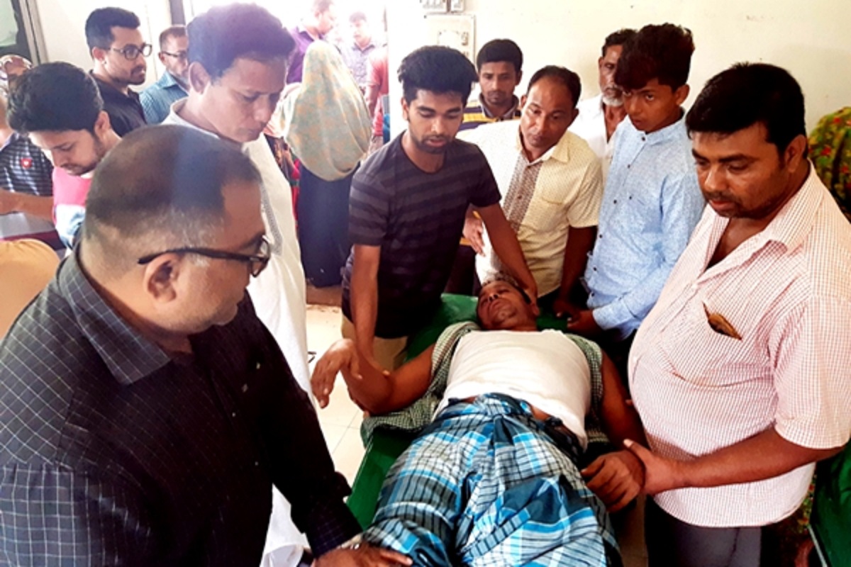 ইভটিজিংয়ের প্রতিবাদ করায় সেতু থেকে ফেলে দিলো বখাটেরা