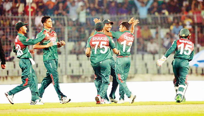 বাংলাদেশের টার্গেট ১৪৫