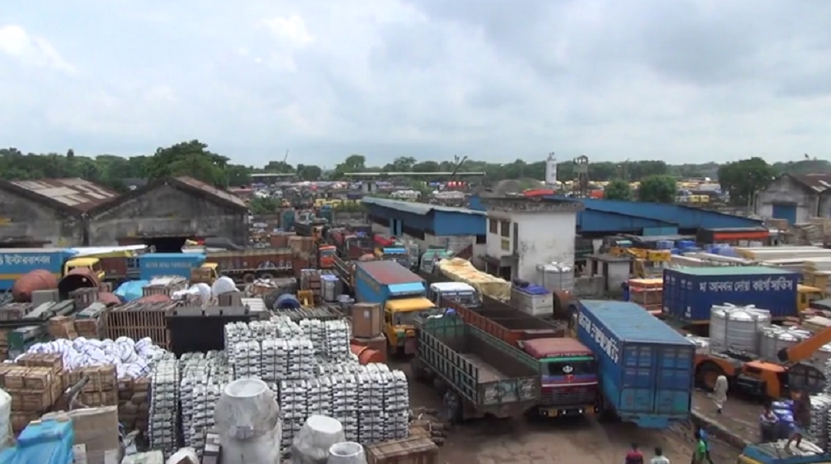 বেনাপোল বন্দর থেকে ৮৪ কোটি রাজস্ব আদায়